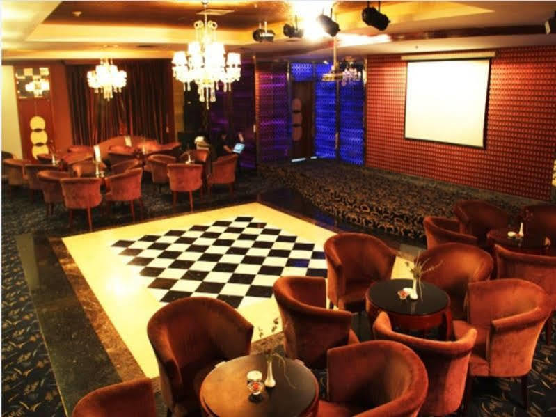 Moonstar Hotel Ya'an Exterior photo